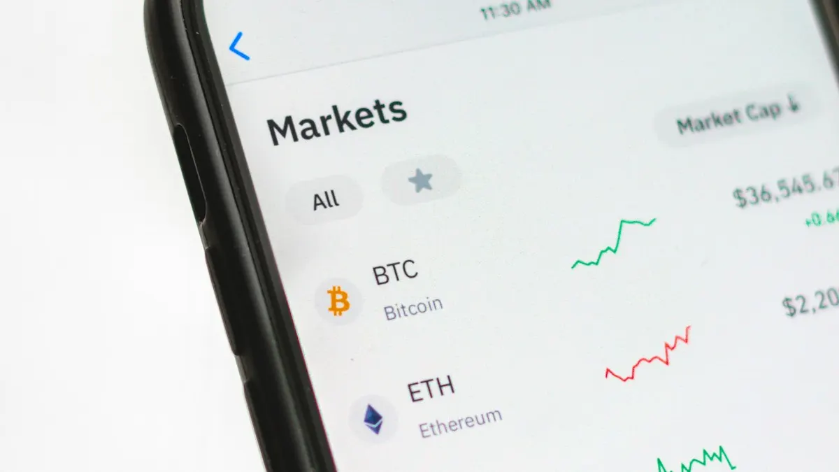 Dominacja Bitcoina, udział BTC w rynku i zachowanie altcoinów